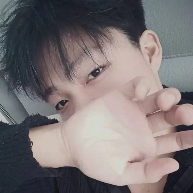 有迷恋哥的嘛，都来都来????-恋爱同学～30万年轻人的脱单交友平台